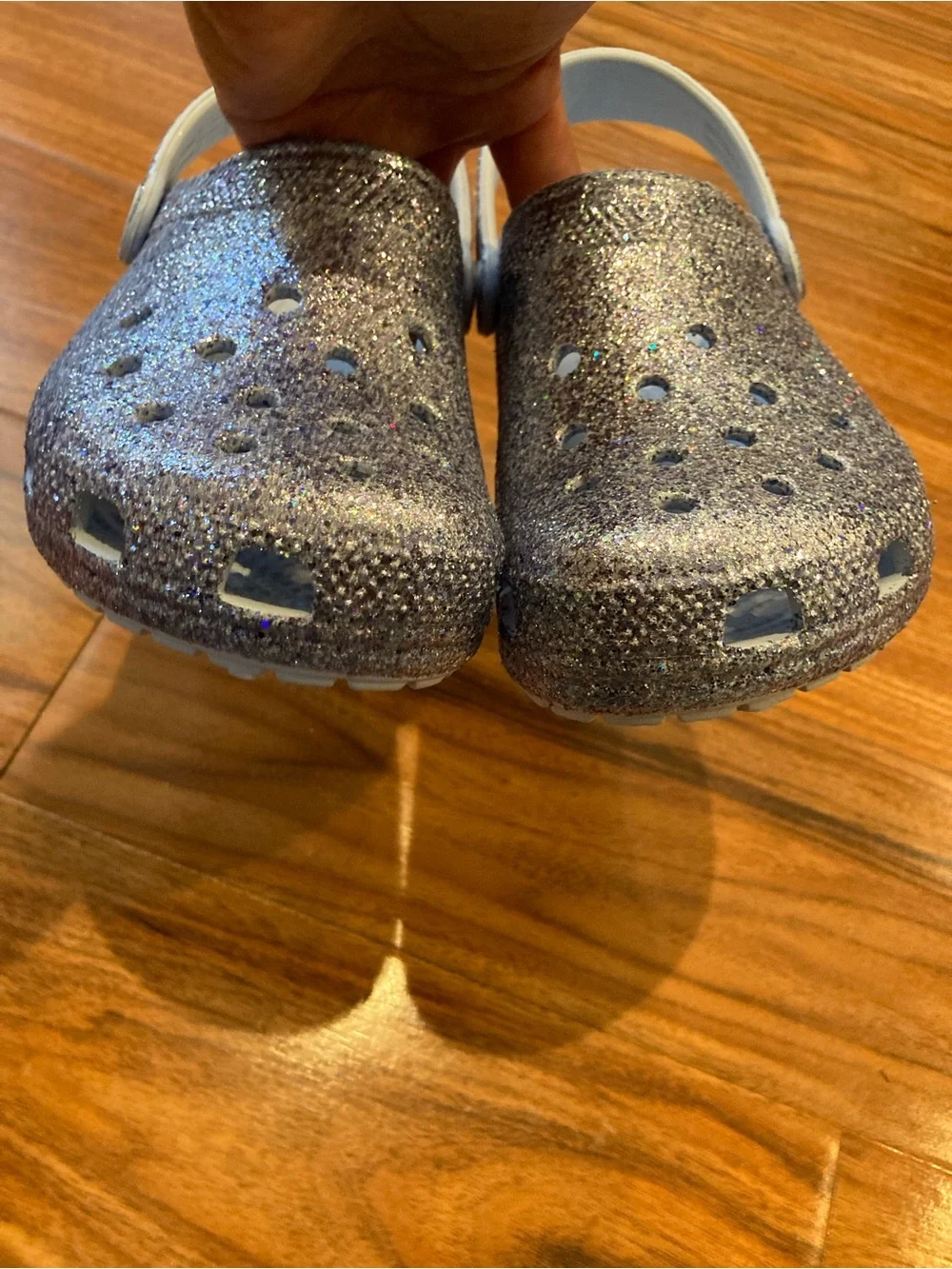 Crocs youth girls SZ J1 sparkly purple clogs with backstrap.